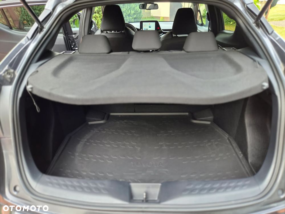 Toyota C-HR - 13