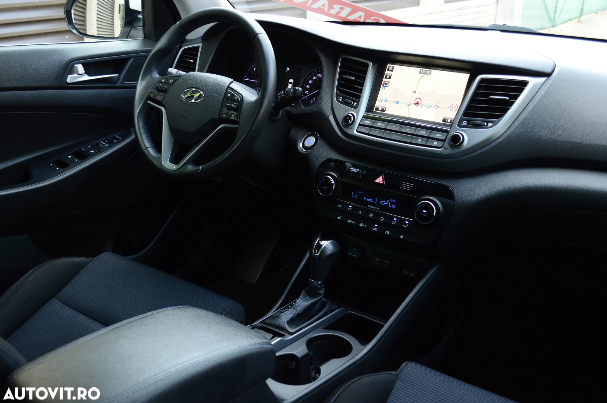 Hyundai Tucson blue 1.7 CRDi 2WD DCT Passion Plus - 34