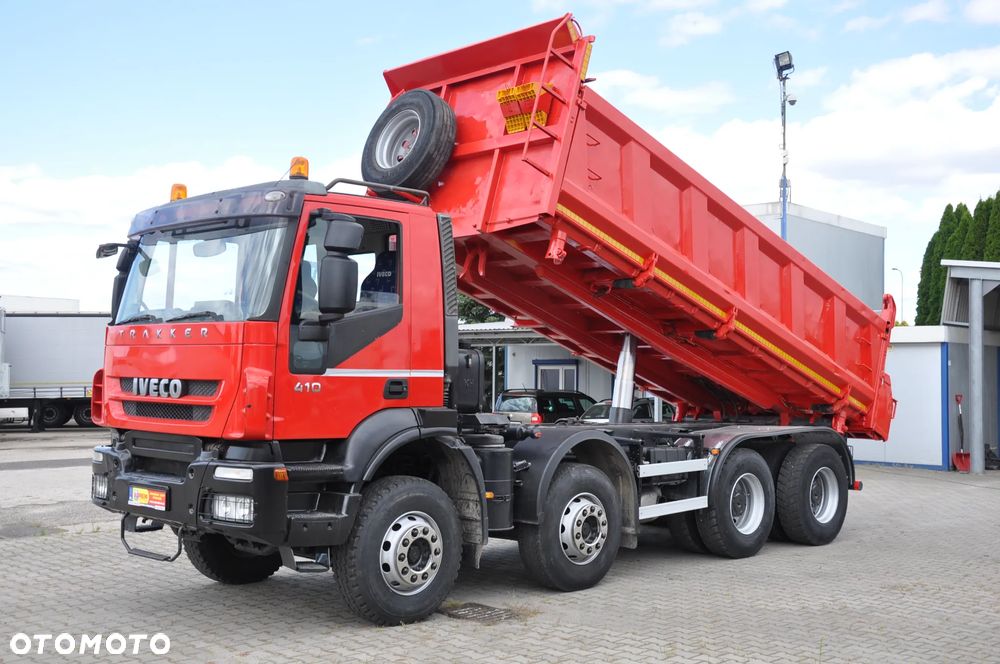 Iveco 410 TRAKKER 8x4 3 STR KIPER HYDROBURTA NOWE SPRZĘGŁO - 11