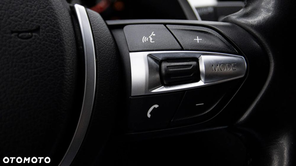 BMW X1 xDrive20i M Sport - 21