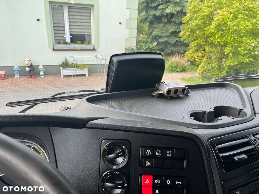 Mercedes-Benz ATEGO 1527 - 27