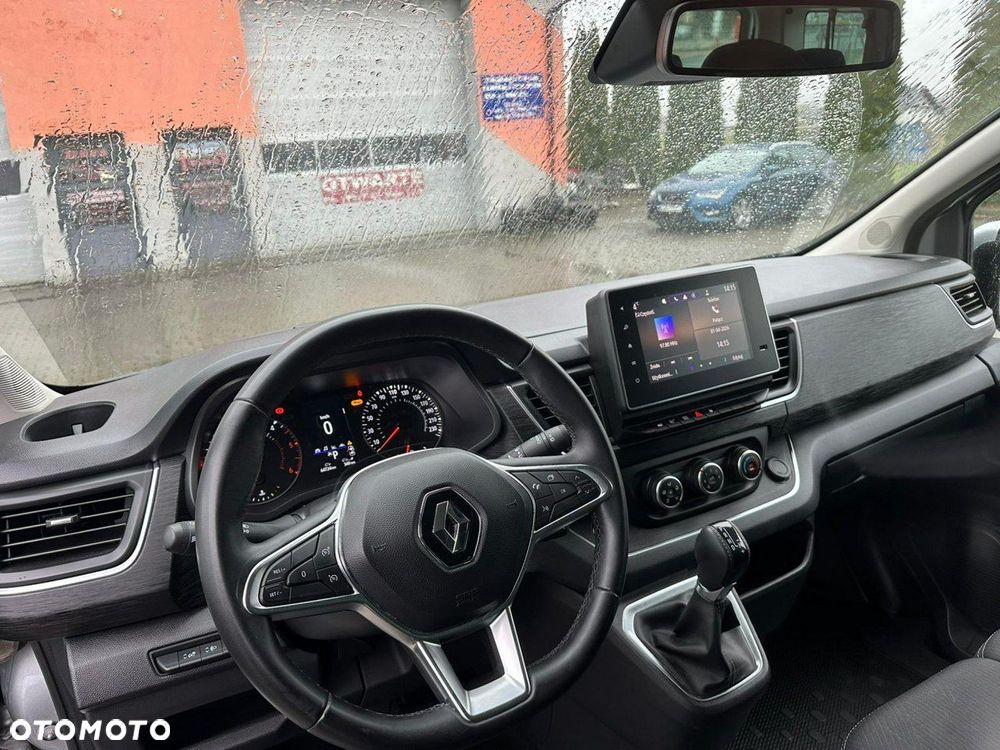 Renault Trafic - 17