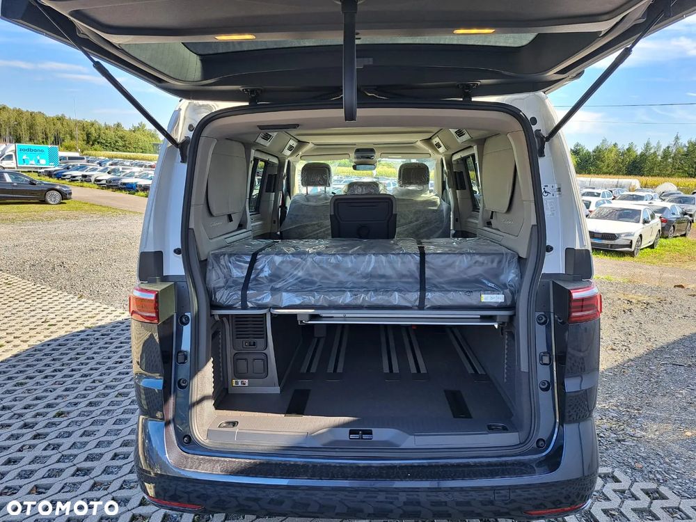 Volkswagen California - 12