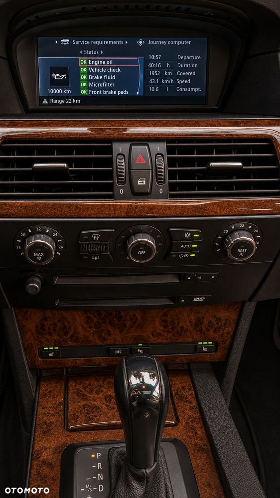 BMW Seria 5 530i - 14
