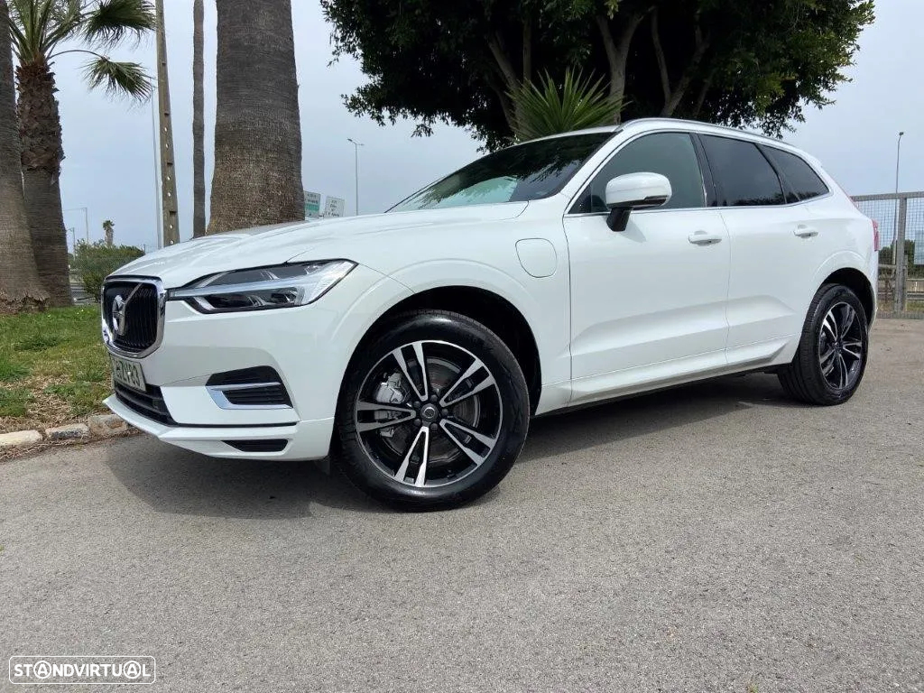 Volvo XC 60 2.0 T8 PHEV Momentum Plus AWD - 22