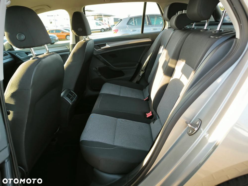 Volkswagen Golf VII 1.6 TDI BMT Trendline - 13