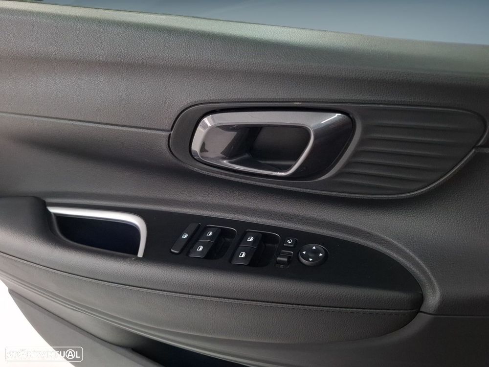 Hyundai Bayon 1.0 T-GDI Premium - 23