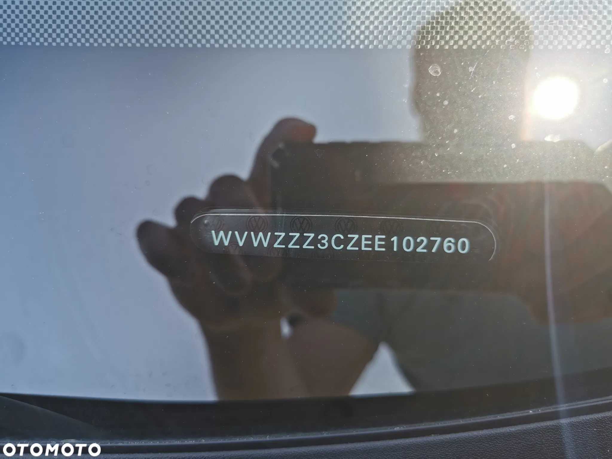 Volkswagen Passat 2.0 TDI Comfortline - 29