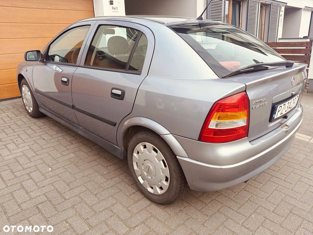 Opel Astra 1.4 Start - 4