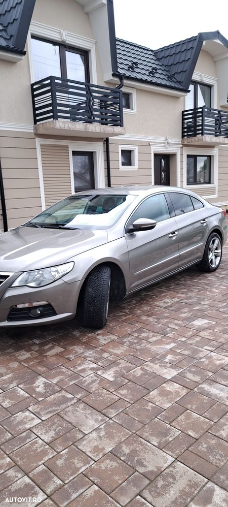 Volkswagen Passat CC 2.0 Blue TDI - 9