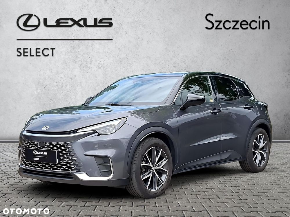 Lexus LBX 1.5 Hybrid Emotion - 1