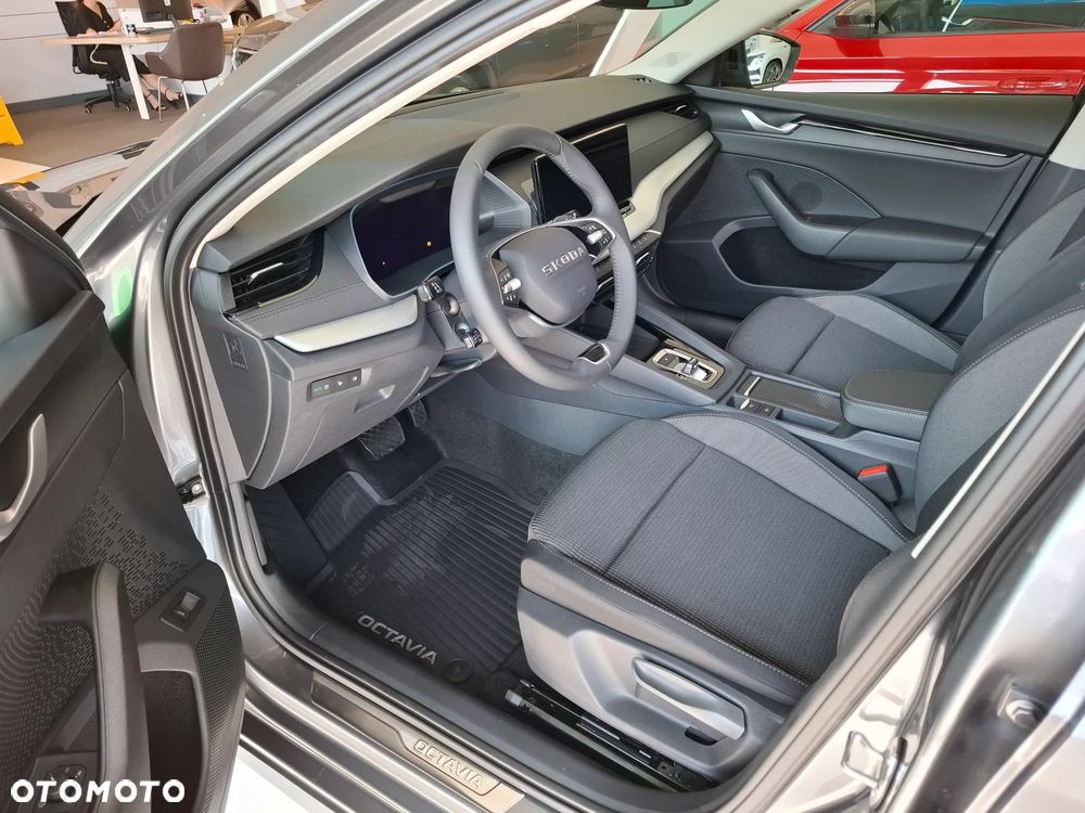 Skoda Octavia 2.0 TDI Drive Selection DSG - 9