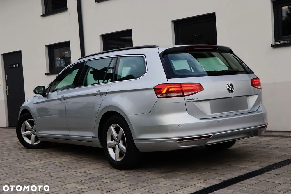 Volkswagen Passat 2.0 TDI BMT Comfortline DSG - 10