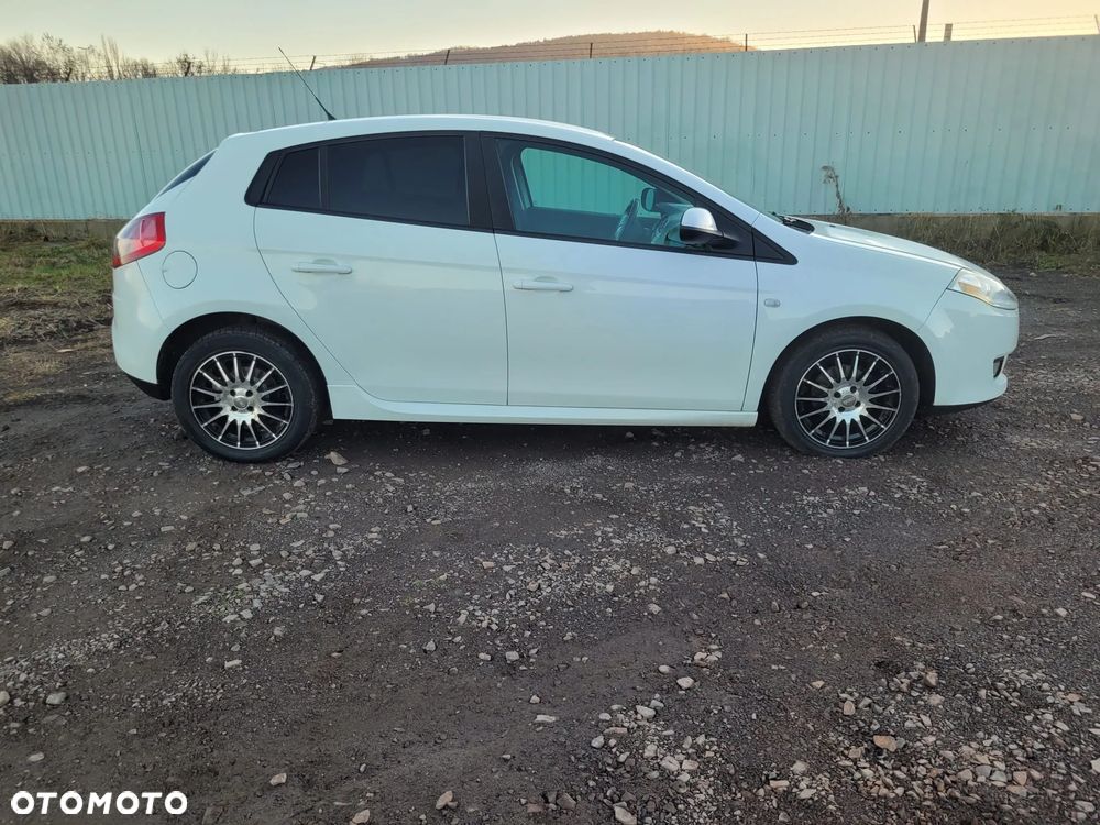 Fiat Bravo 1.4 16V My - 11