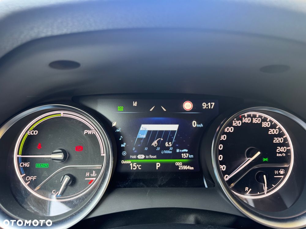 Toyota Camry 2.5 Hybrid Comfort CVT - 19