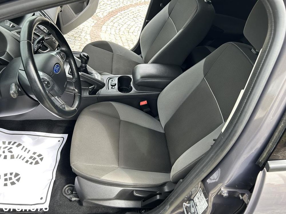 Ford Focus - 26