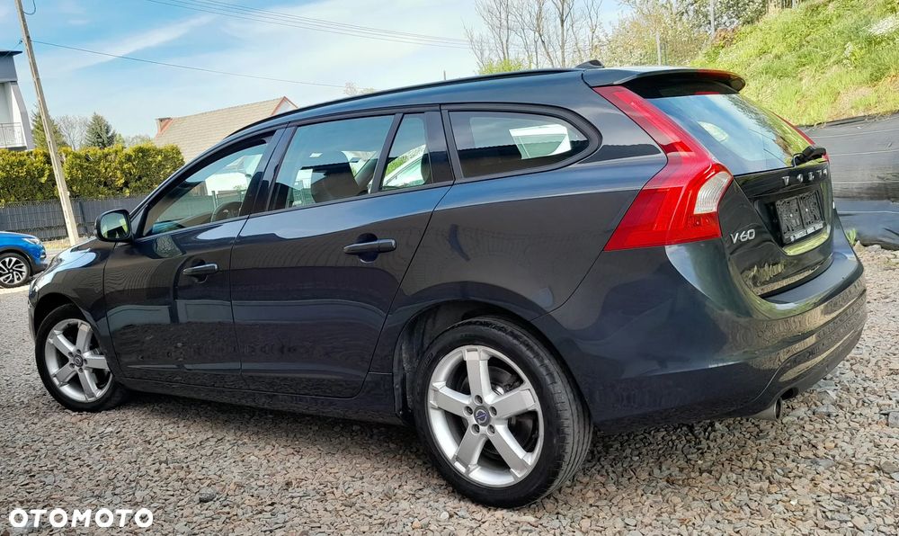 Volvo V60 D2 - 25