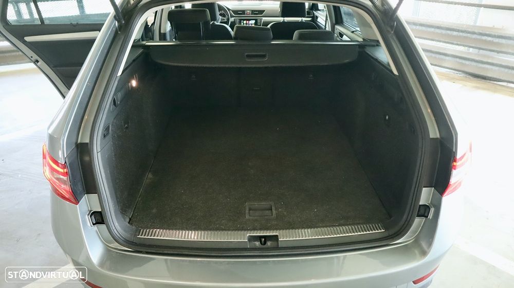 Skoda Superb Break 1.6 TDI Ambition - 40