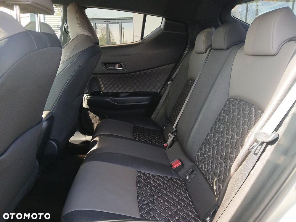 Toyota C-HR 2.0 Hybrid Executive - 15