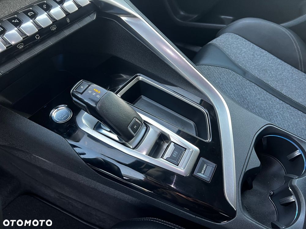 Peugeot 3008 BlueHDi 130 Stop & Start EAT8 Allure Business-Paket - 16