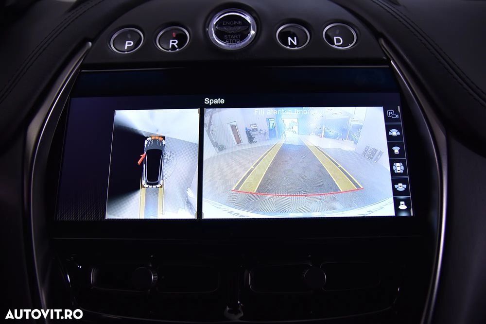 Aston Martin DBX - 19