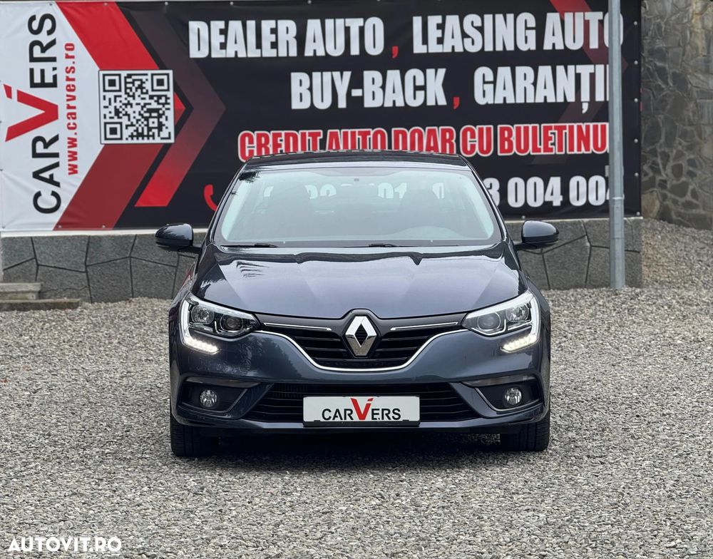 Renault Megane TCe Business - 11