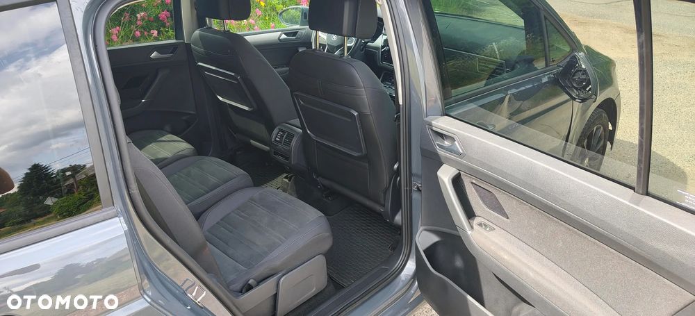Volkswagen Touran 1.5 TSI EVO Highline DSG - 9