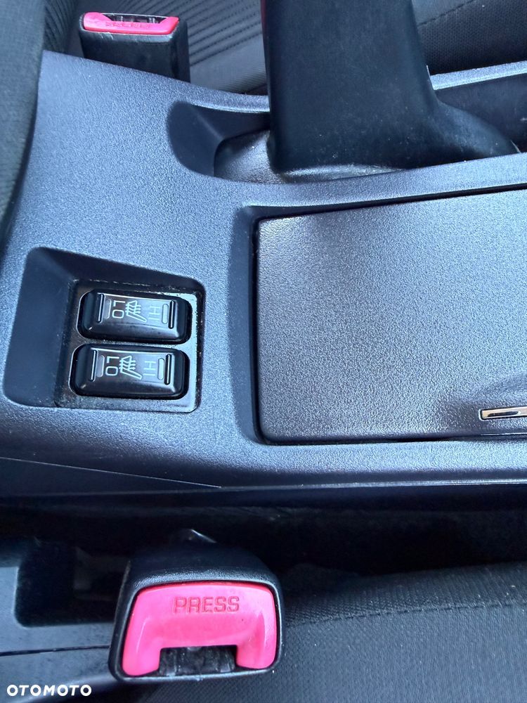 Mitsubishi Lancer 1.6 ClearTec Inform - 34