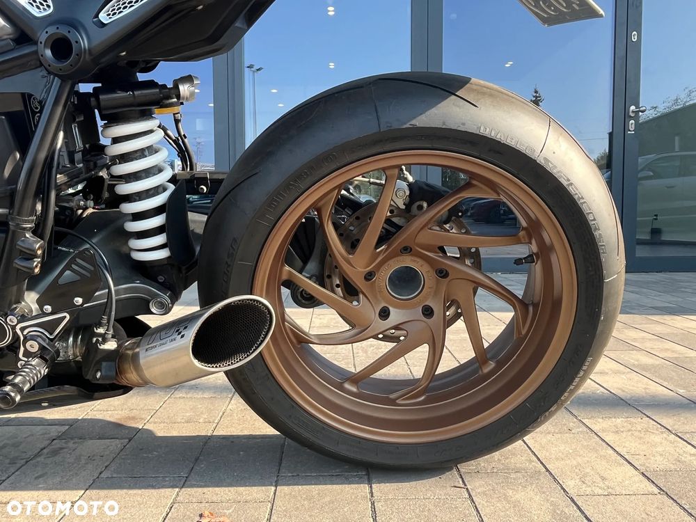 BMW R - 15