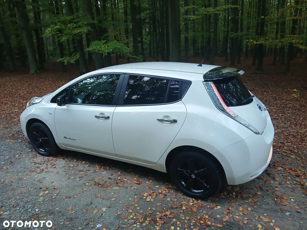 Nissan Leaf 24 kWh (ohne Batterie) Tekna - 6