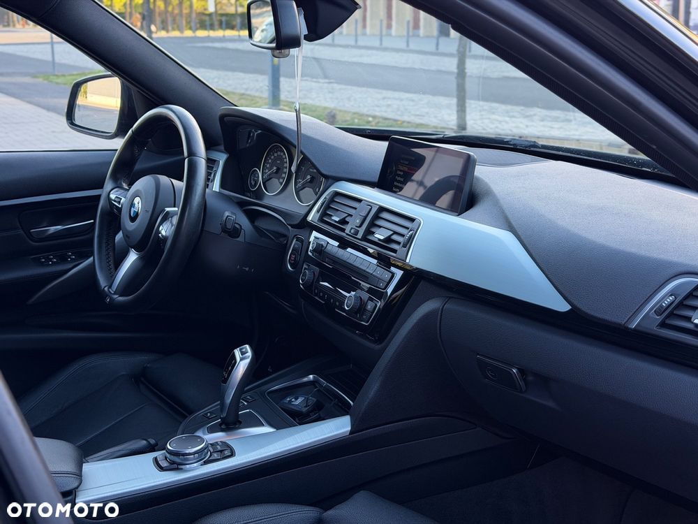 BMW Seria 3 - 12