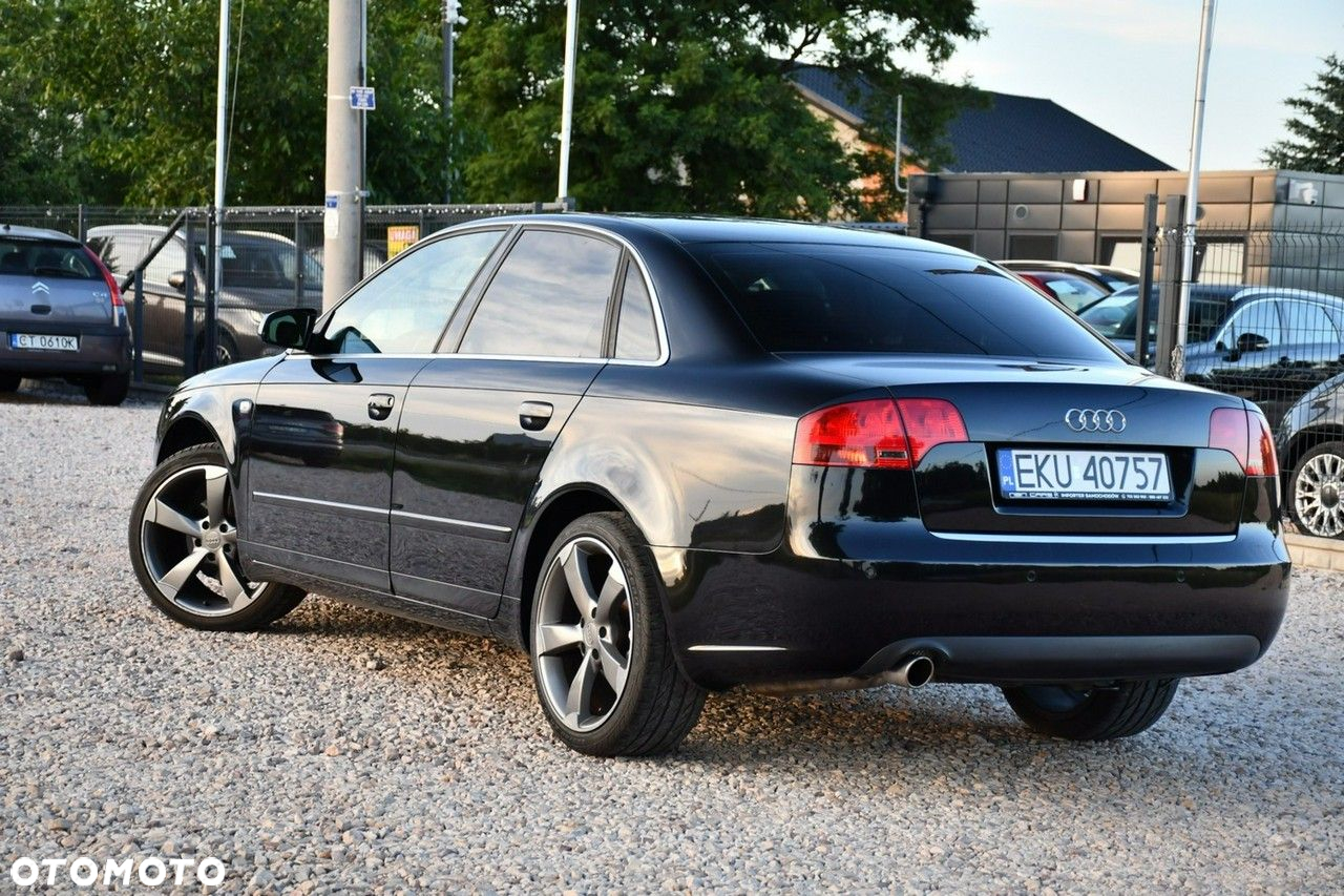 Audi A4 2.0 - 16