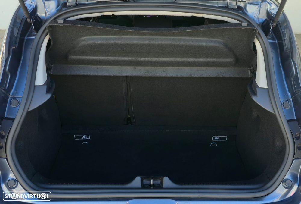 Renault Clio 0.9 TCe Limited Bi-Fuel - 27