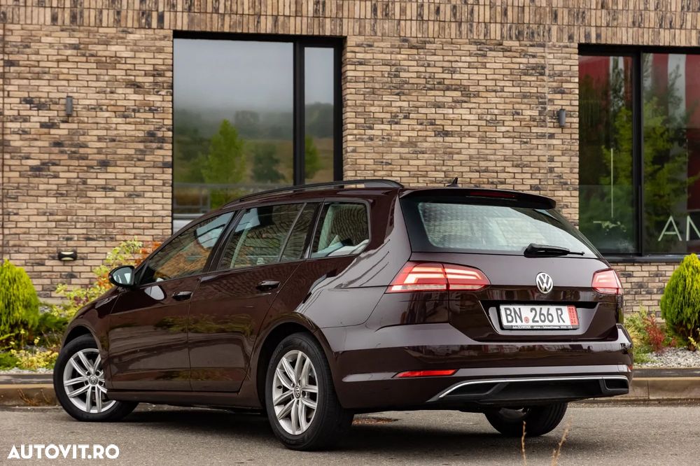 Volkswagen Golf 1.6 TDI SCR DSG Join - 3