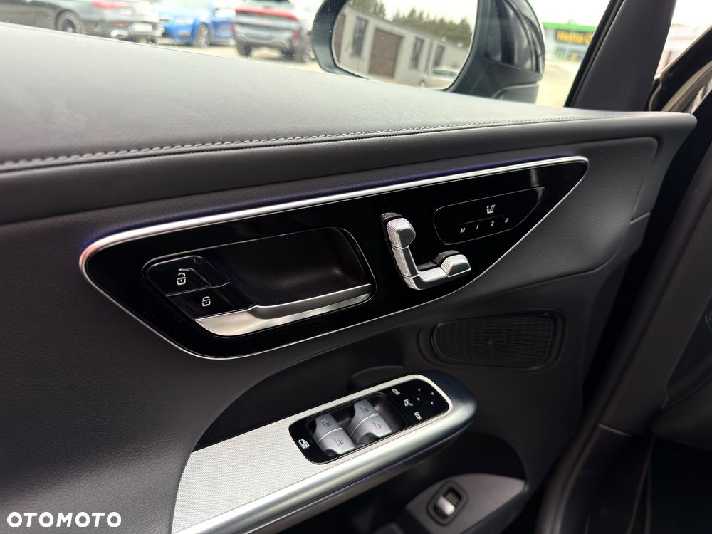 Mercedes-Benz GLC 300 d 4Matic 9G-TRONIC Edition AMG Line - 21