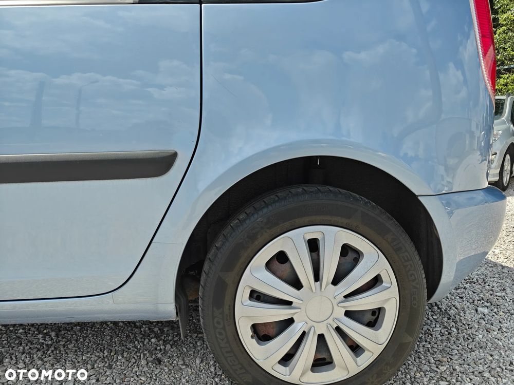 Skoda Roomster 1.6 16V Comfort PLUS EDITION - 26