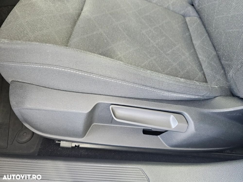 Volkswagen Golf 1.0 TSI Life - 8