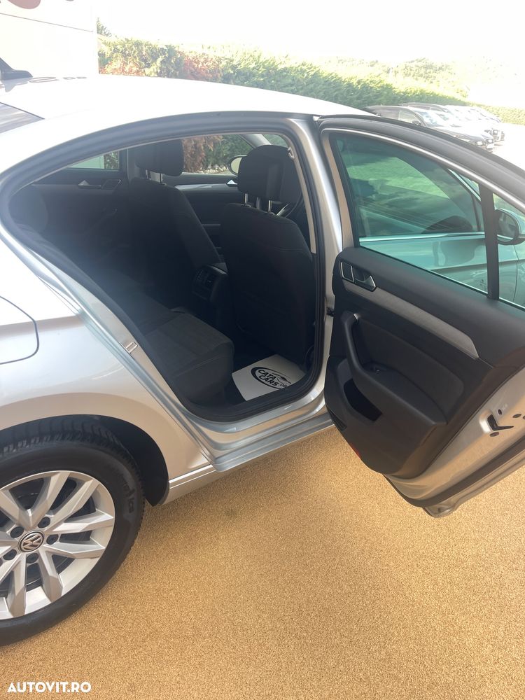 Volkswagen Passat 1.5 TSI OPF DSG Business - 24
