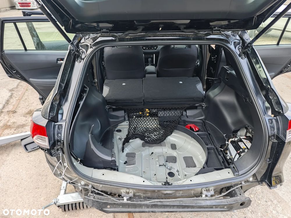 Toyota Corolla Cross 2.0 Hybrid Comfort - 22