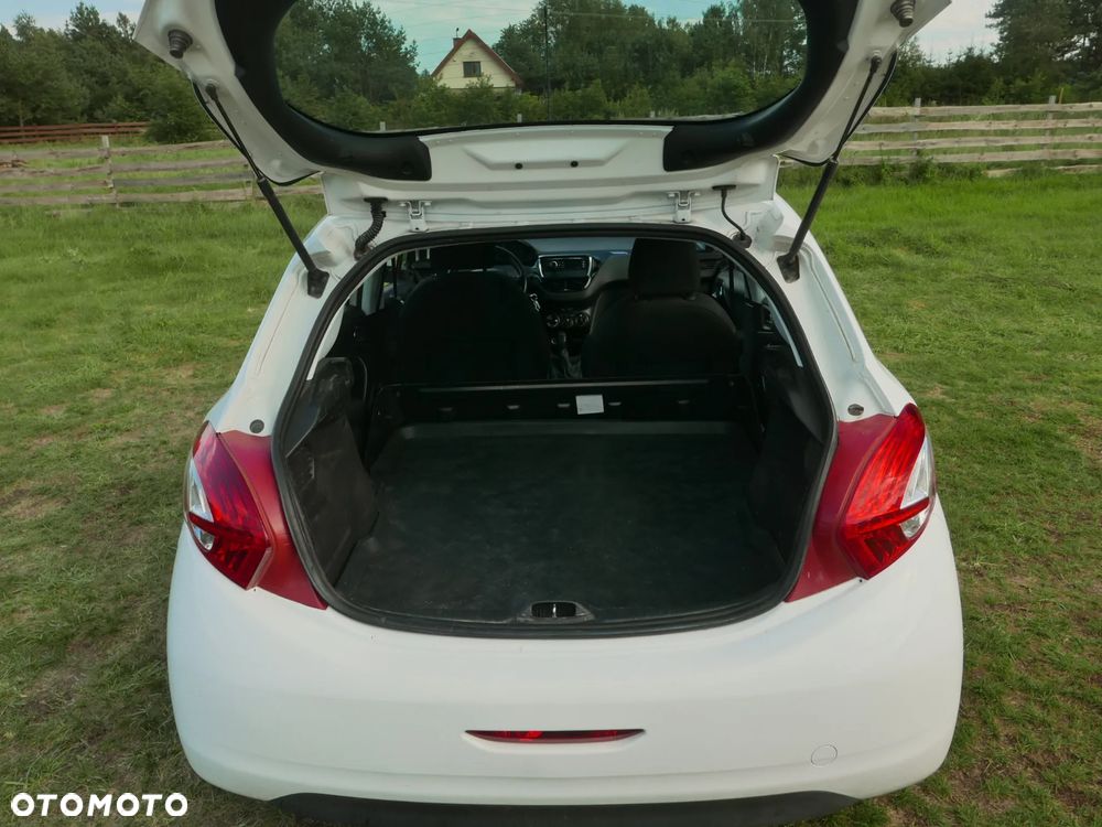 Peugeot 208 1.4 HDi Access - 10