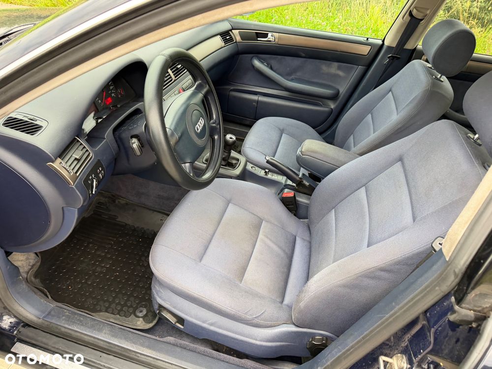 Audi A6 Avant - 26