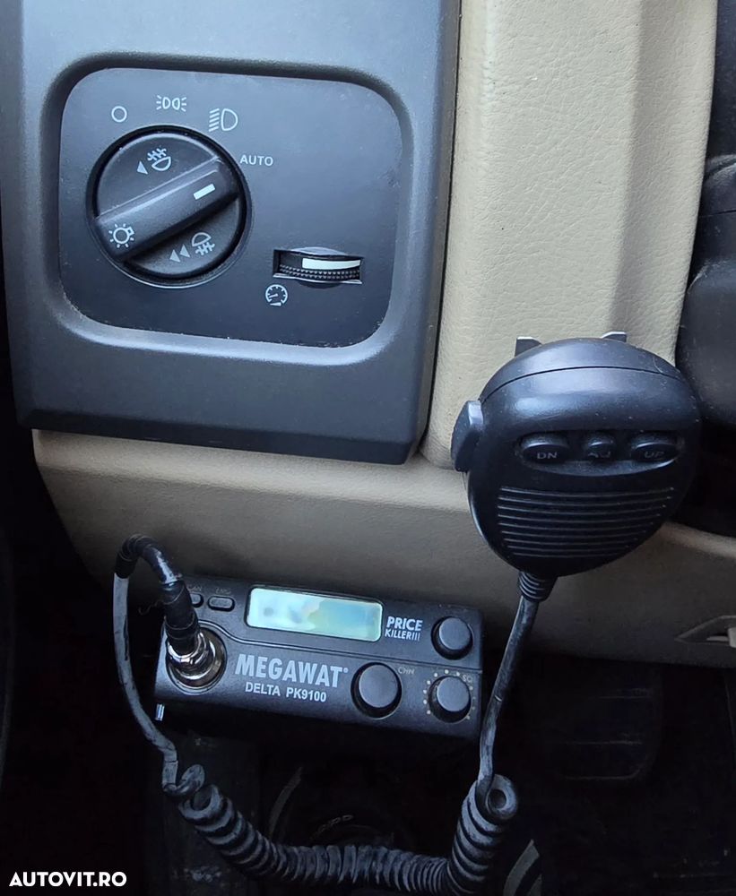 Land Rover Discovery - 35