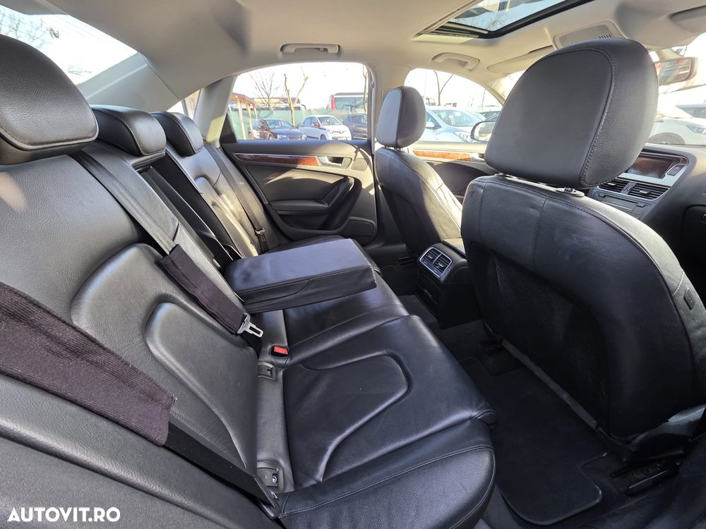Audi A4 2.0 TDI DPF multitronic Ambiente - 14
