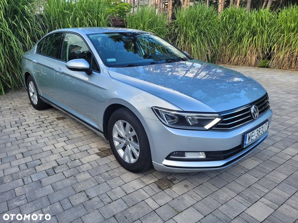 Volkswagen Passat 1.4 TSI BMT Comfortline - 29