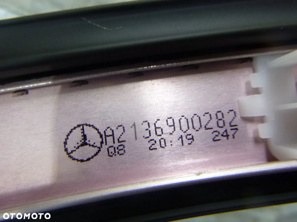 mercedes e klasa w213 listwa dachowa prawa a2136900282 - 2