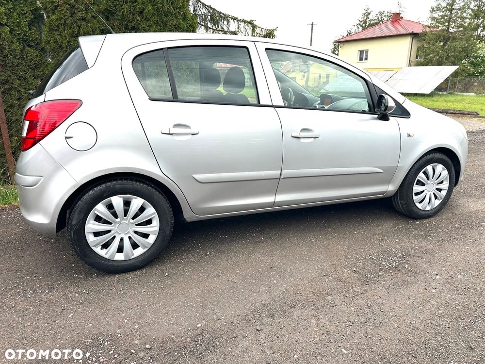 Opel Corsa 1.2 16V Innovation - 15