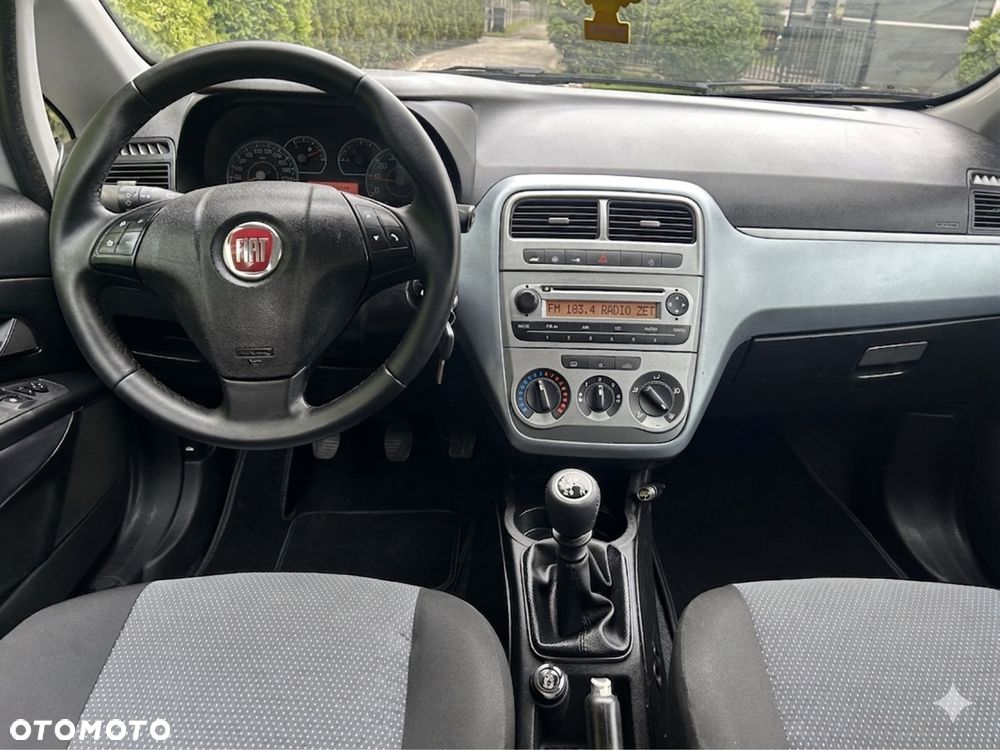 Fiat Grande Punto - 8