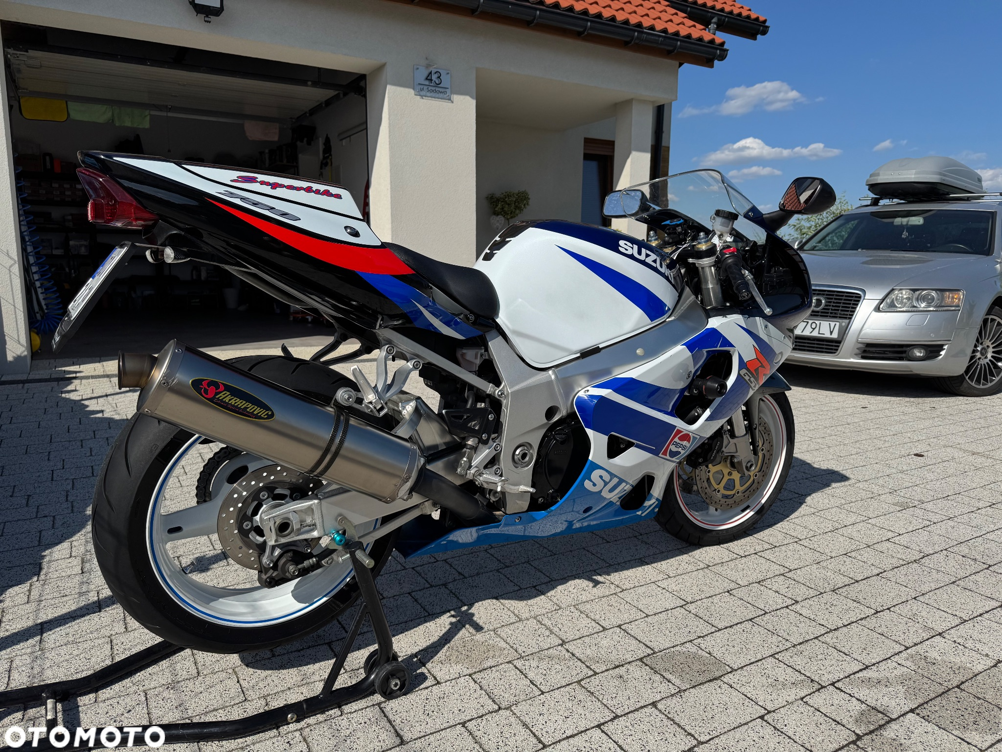 Suzuki GSX-R - 3