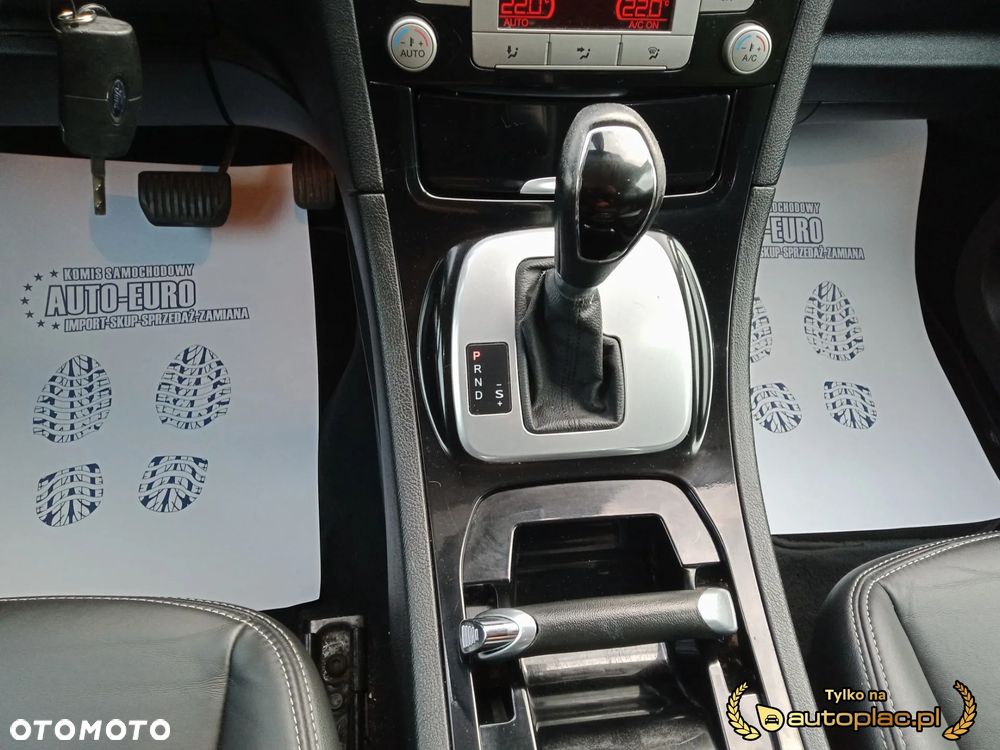 Ford S-Max 2.0 TDCi DPF Titanium X - 31