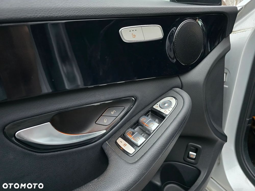 Mercedes-Benz Klasa C 180 d 9G-TRONIC Exclusive - 21